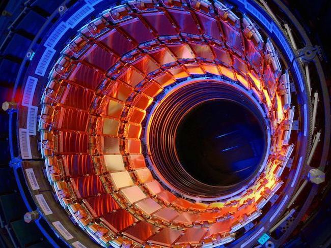 Large Hadron COllider (LHC)